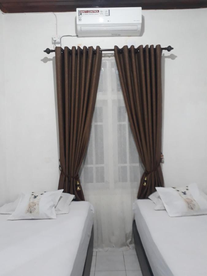 Bumimi Homestay Painan Exterior foto