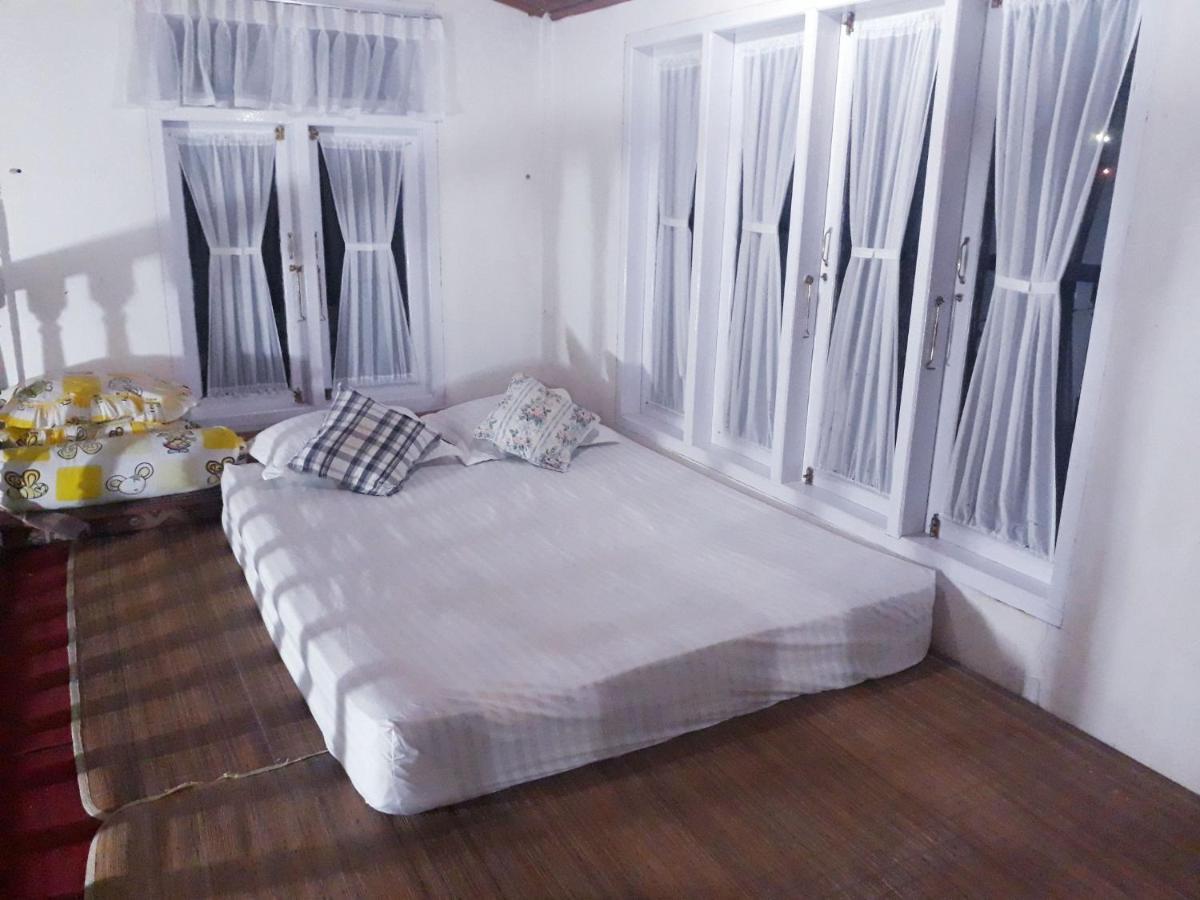 Bumimi Homestay Painan Exterior foto